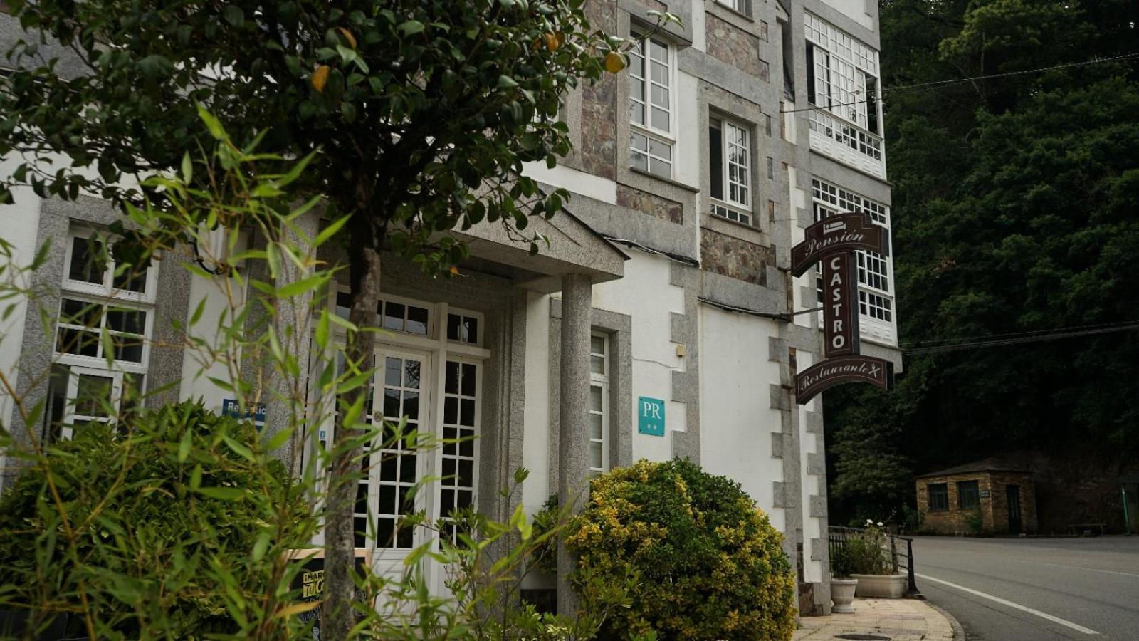 Pension Castro Parrillada Samos Kültér fotó